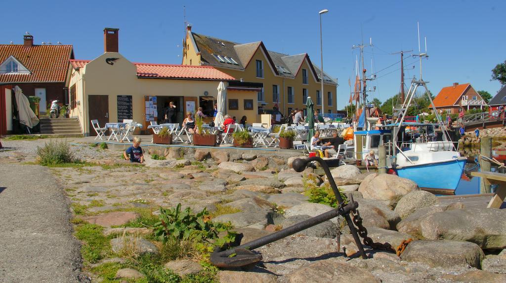 Ballen Badehotel Tranebjerg Exterior photo